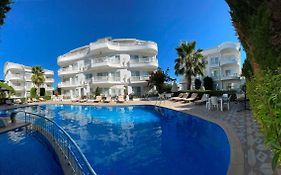 Belka Golf Residence Exclusive Apt Poolside